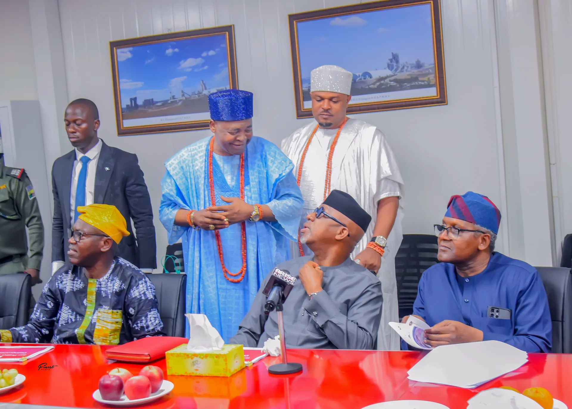 Community gathering with His Royal Majesty and leaders